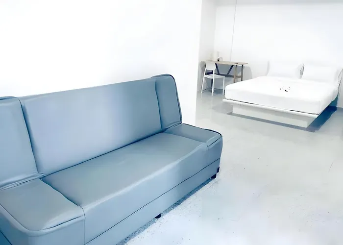Mitr Sukhumvit 2 - Bts Nana Apartment