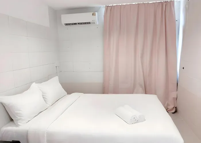 Mitr Sukhumvit 2 - Bts Nana *